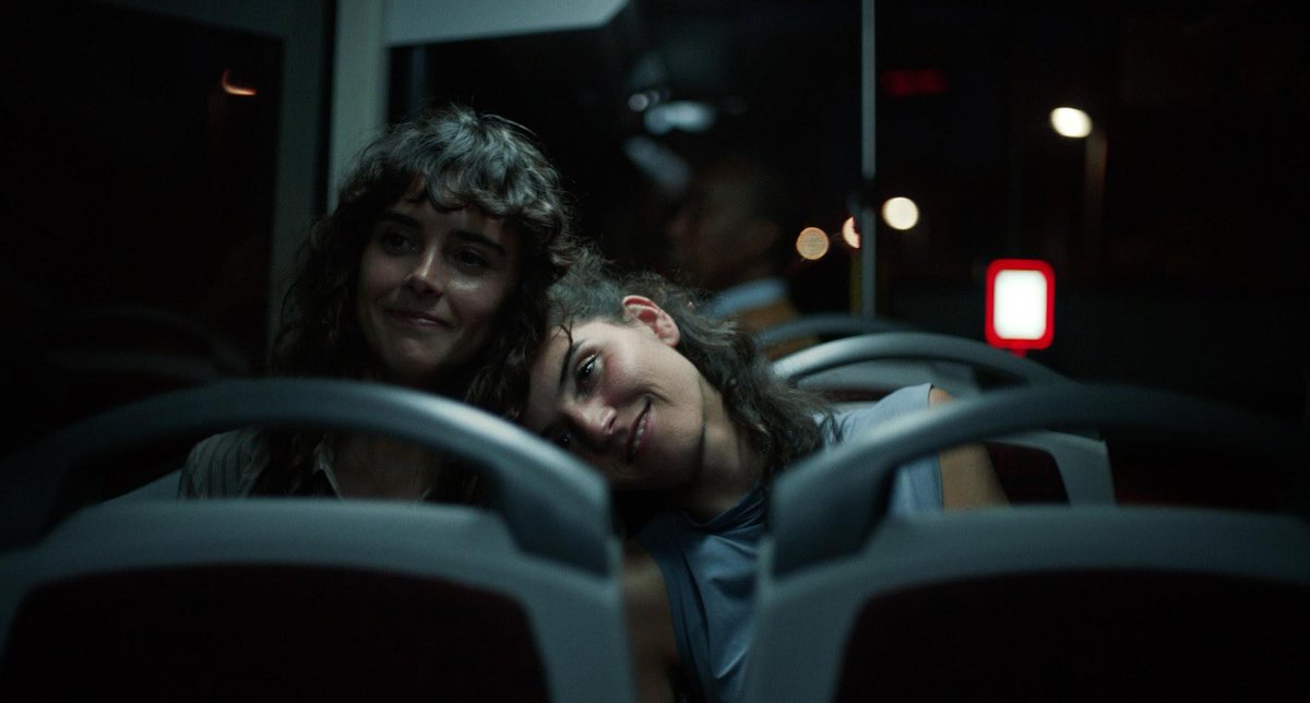 MarioCS1985's tweet photo. Lo de Joana Vilapuig y Mireia Vilapuig en #Selftape es sideral. Qué maravilla y sensibilidad actuando. Espectacular. #Filmin https://t.co/DaY0zFMy6c