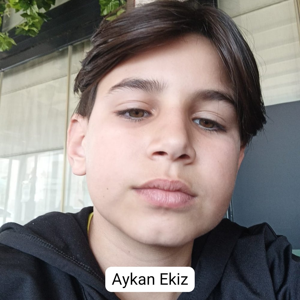 Mimarın Tersi (@mimarintersi) on Twitter photo Fotoğrafta gördüğünüz güzel gözlü ve parlak yüzlü bu çocuğun adı Aykan Ekiz ve ben size onun hikayesini anlatacağım çünkü hikayesi anlatılan bir insan yaşamaya devam eder.
Aykan 24 Temmuz 2009’da doğdu.
Herkese karşı çok saygılı, merhametli, vicdanlı, instagram.com/p/Cp27YWYhf52/… Fotoğrafta gördüğünüz güzel gözlü ve parlak yüzlü bu çocuğun adı Aykan Ekiz ve ben size onun hikayesini anlatacağım çünkü hikayesi anlatılan bir insan yaşamaya devam eder.
Aykan 24 Temmuz 2009’da doğdu.
Herkese karşı çok saygılı, merhametli, vicdanlı, instagram.com/p/Cp27YWYhf52/…