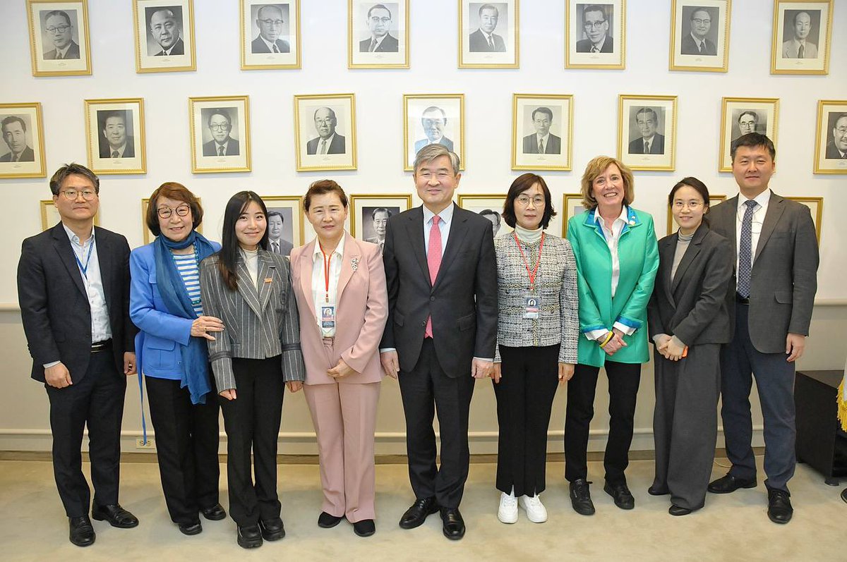 RokEmbDC's tweet photo. Amb. Cho met North Korean defectors w/ Suzanne Scholte and other members of @NKFC! They shared their experiences fleeing #NorthKorea and asked for our continual support to ensure people can flee safely. We will do our utmost to improve #humanrights in NK! https://t.co/SGcbZ3Hepw