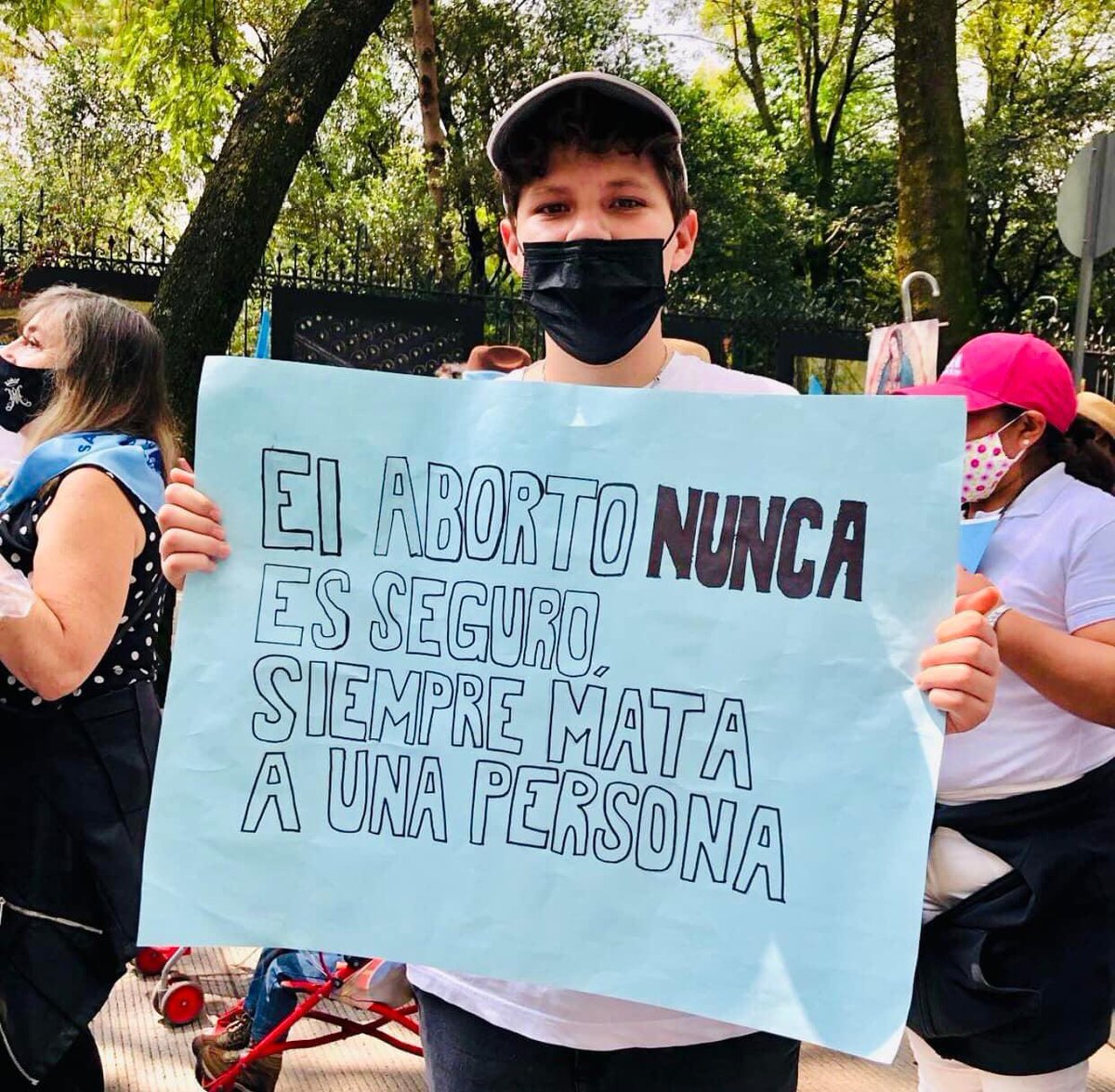 urielesqueda4's tweet photo. No te dejes engañar 💙 https://t.co/R8P4FCDCAI