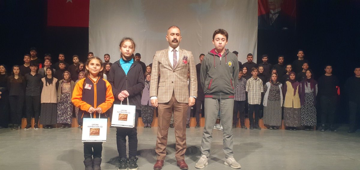 karapinarggcpal's tweet photo. 12 Mart İstiklal Marşı’mızın kabulü haftası sebebiyle İlçe Milli Eğitim Müdürlüğü tarafından düzenlenen kompozisyon yarışmasında 3. olan öğrencimiz Tolga YENER’i tebrik eder başarılarının devamını dileriz. https://t.co/PB2pn15kge