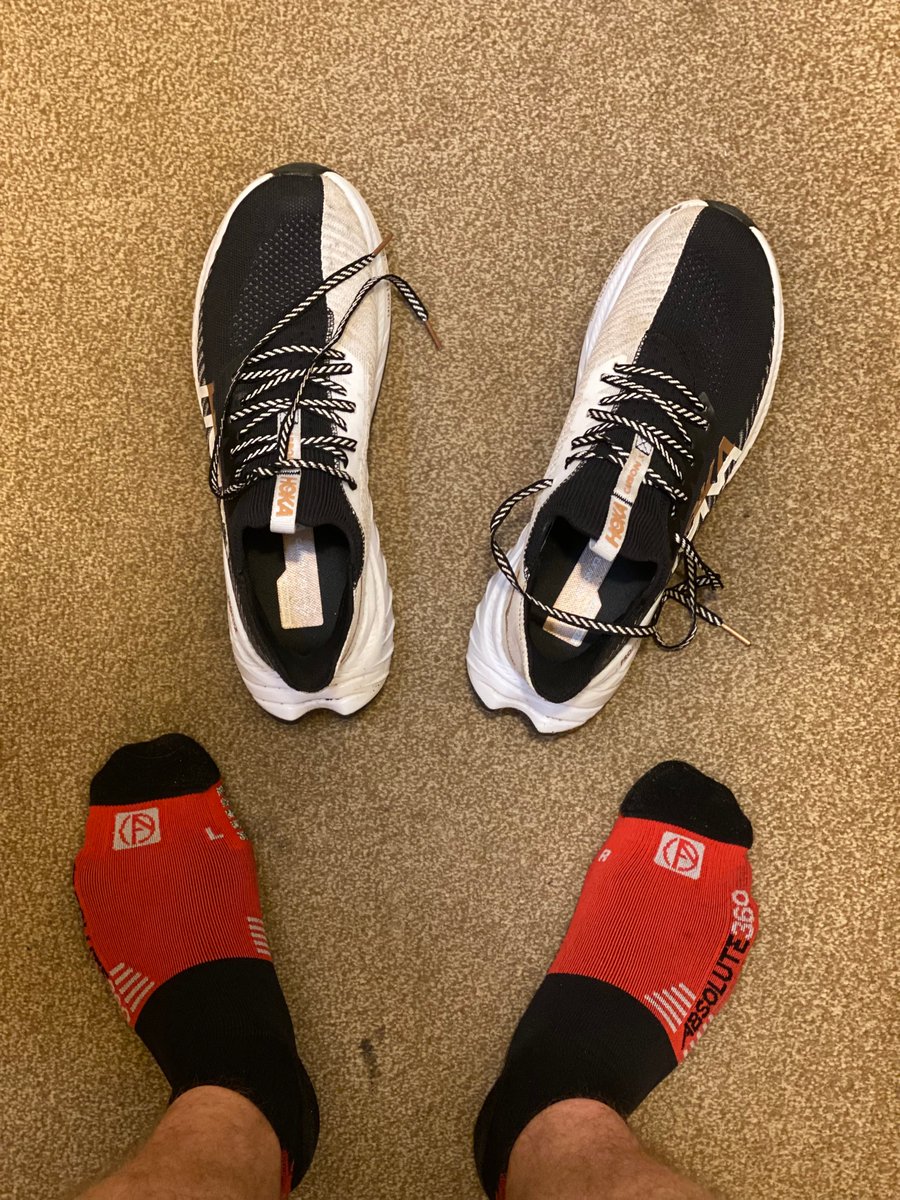 AJRunningCoach's tweet photo. 🚨 ATTENTION 🚨 

Threshold sessions are no joke, but they're worth it! 

Today's 6x 1 mile Threshold run had me struggling to catch my breath, but I pushed through and hit every pace. 

Keep pushing, runners! 💪🏃‍♂️ 

#NeverGiveUp #ThresholdTraining #RunningGoals

AJ https://t.co/5dWF8vX7mW