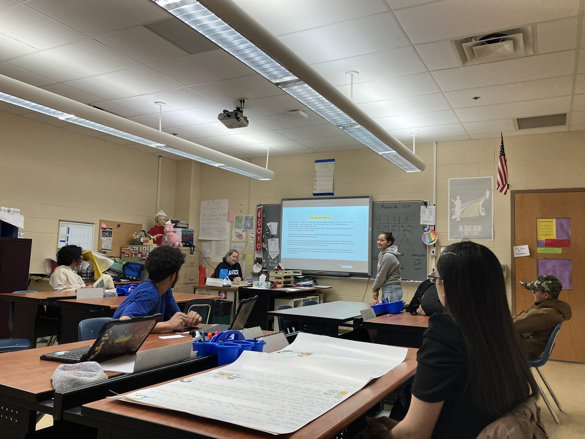fcsd_FHS_APs's tweet photo. Proud of our seniors in their ELL class presenting on their project for the book “American Born Chinese” by @geneluenyang! It’s amazing to see the growth of these students not only in their language skills but their understanding of the novel and its themes. #FairfieldPride https://t.co/Empz2oVIya