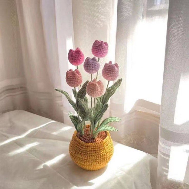 300moods's tweet photo. tulip crochet pot https://t.co/YqMzfvOUK4