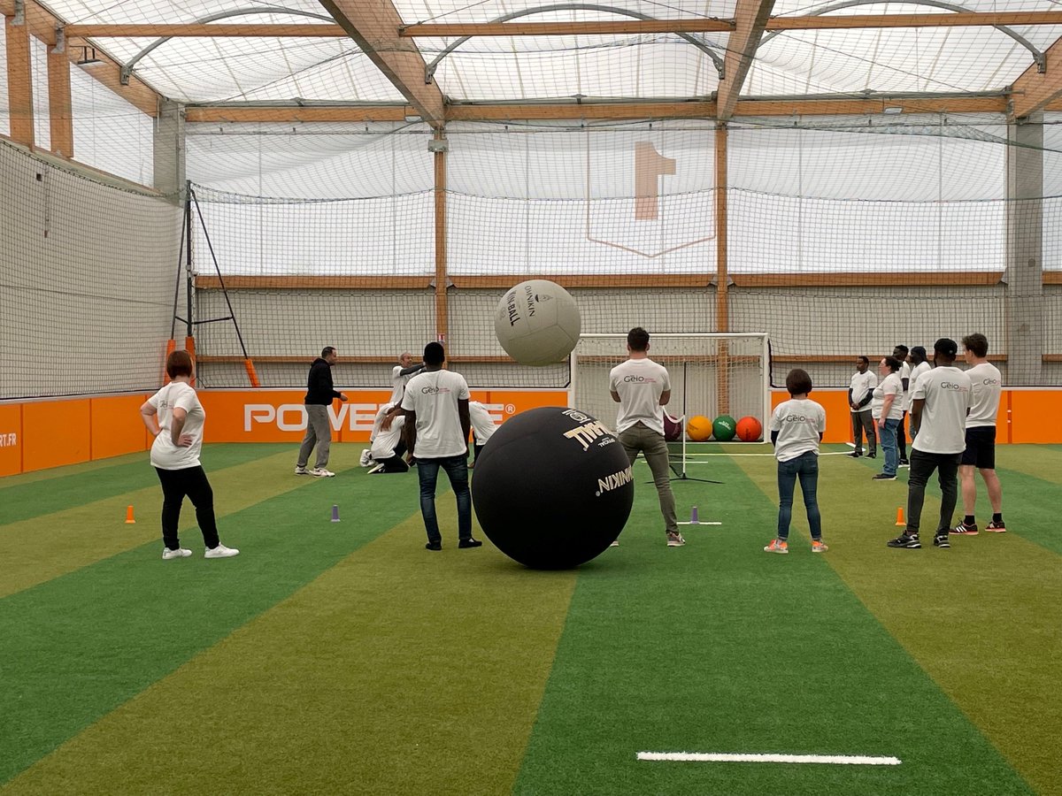 Vous avez été 70 participants à être présents sur les terrains d’<a href="/UrbanSoccerFR/">UrbanSoccer</a>
 pour les Jeux Sportifs en Loire-Atlantique  !
Merci à chacun d’entre vous pour cette matinée.
Nous remercions <a href="/IdeaSport/">Scott Daniel</a> pour l’animation de nos ateliers et les GEIQ de la Loire-Atlantique !

@FFGeiq