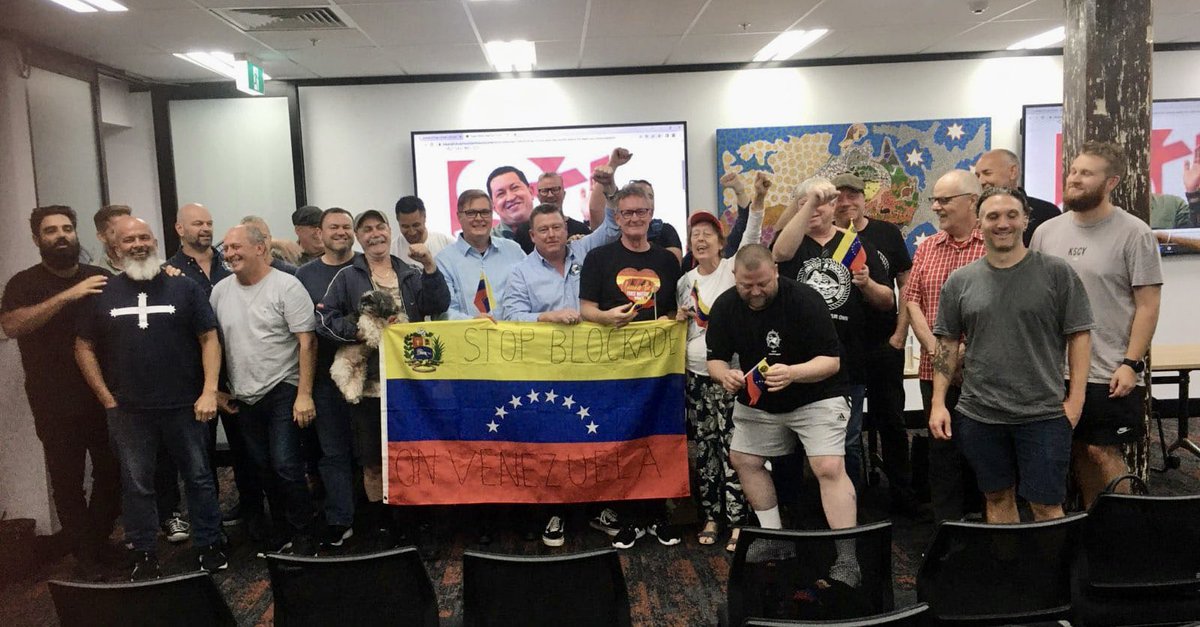 EmbaVenezAu's tweet photo. Concurrido evento de solidaridad organizado en Sídney con el apoyo de @MUASydneyBranch para conmemorar el X aniversario de la siembra del Cdte. Hugo Chávez. 

Agradecemos las ponencias sobre #Venezuela de @Adriana22974030, @timand2037 y Paul Keating

@CancilleriaVE @yvangil https://t.co/qaUaX8QZJ3