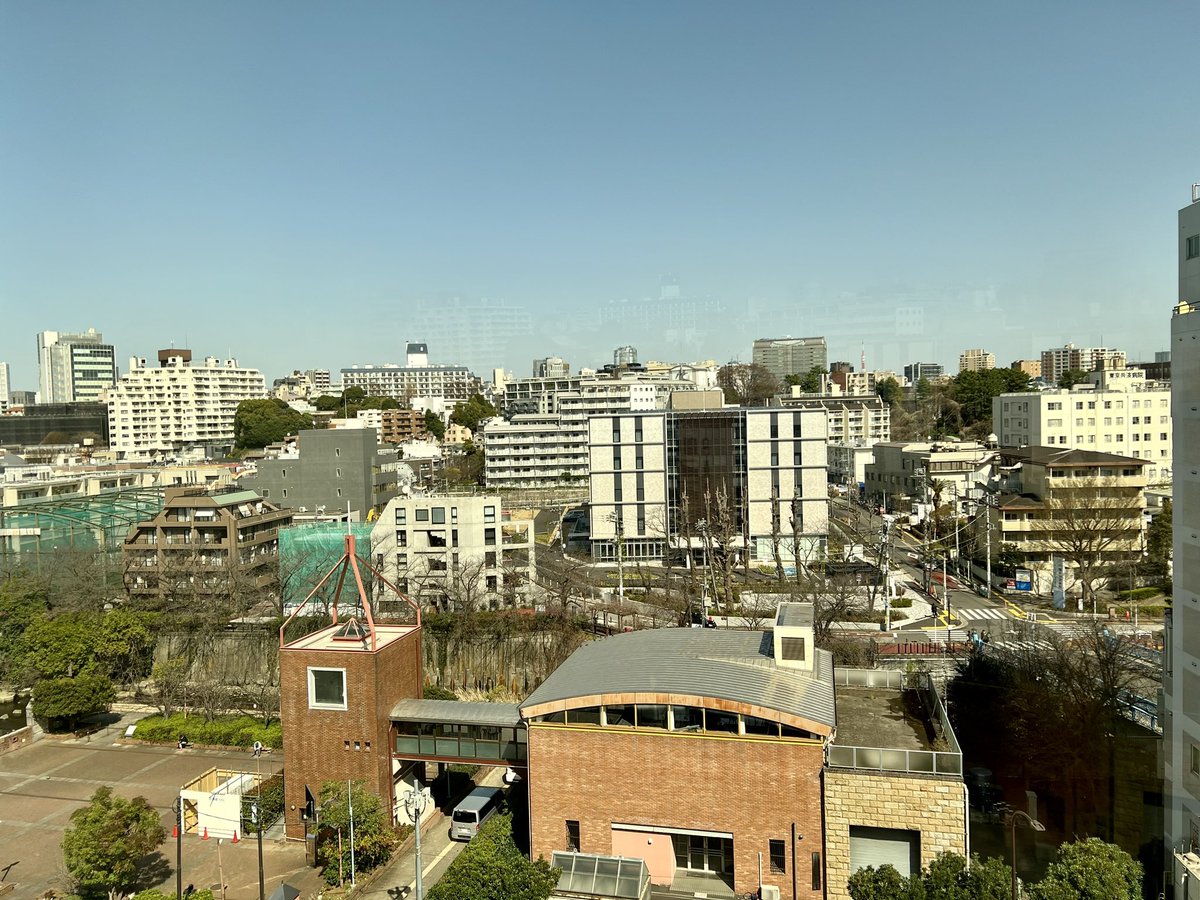 Tokyo_Suburbia's tweet photo. nakameguro #city #traffic #street #photography #tokyo #japan #beauty #nakameguro #cityphotography #light #sky #morning #walking #beautiful #sightseeing #travel #travelphotography #shooting https://t.co/KevRRmeH9S