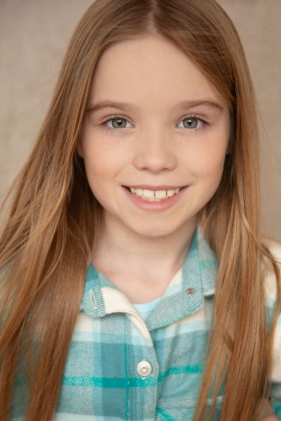 Well done to new faces Allegra &amp; Cara who have both just shot on a hugely popular Netflix series! #teambobe #extrasdivision #supportingartistes