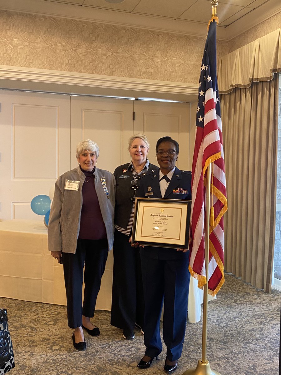 LtColShaffer's tweet photo. ⁦@PantherNation_1⁩ ⁦@LtColShaffer⁩ ⁦@jillspeering⁩ ⁦@SonyaBrooks71⁩ ⁦@meganln88⁩ ⁦⁩⁦@MrsLMarshall⁩ ⁦⁦@MyFutureMyWay⁩The National Society of the DAR recognized LtCol Shaffer during Women’s History Month For Guiding Future Leaders! https://t.co/YE2iDtqcYM