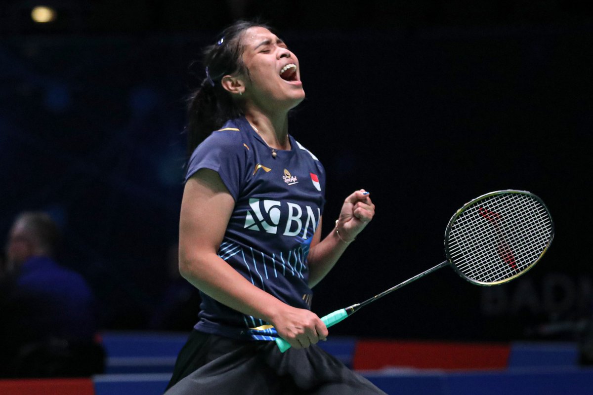 BadmintonTalk's tweet photo. 10 - Gregoria Mariska Tunjung creates a history by becoming the FIRST Indonesian to reach All England WS Quarter Final since Lindaweni Fanetri in 2013, ending a 10 years of wait. Triumph.

#BadmintalkStats
#YAE23 #PerspirexIndo #PDKapanAja 

@geugouia https://t.co/zmjZ2lW45M
