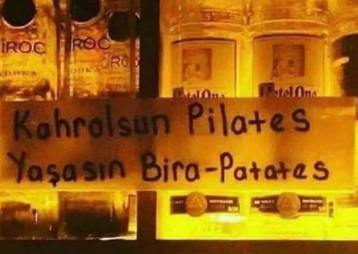 ayyaskadin_'s tweet photo. Biz Yolumuzdayız. 🍻 https://t.co/R3EkjSF9v8