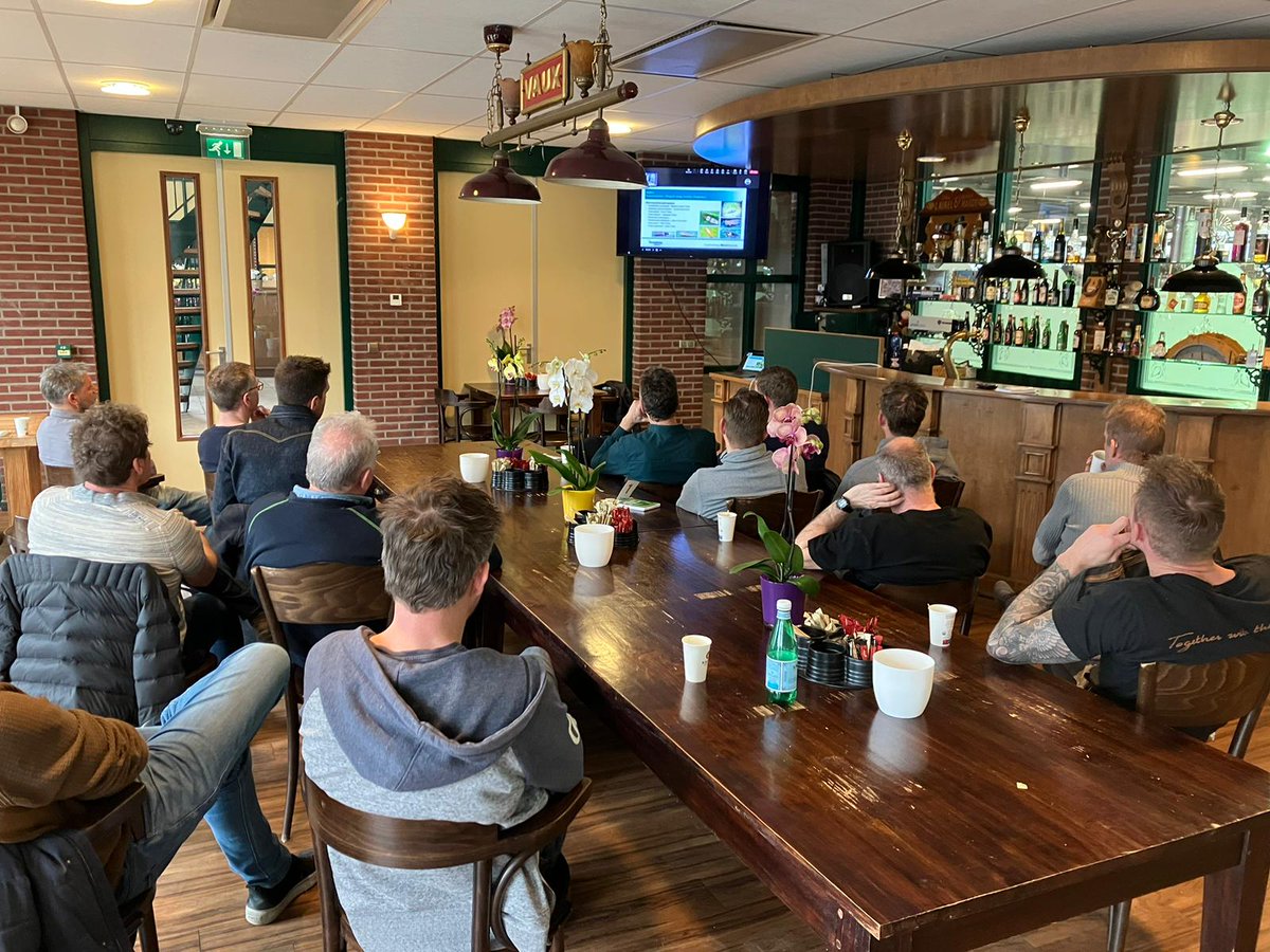 Van Iperen tweet media