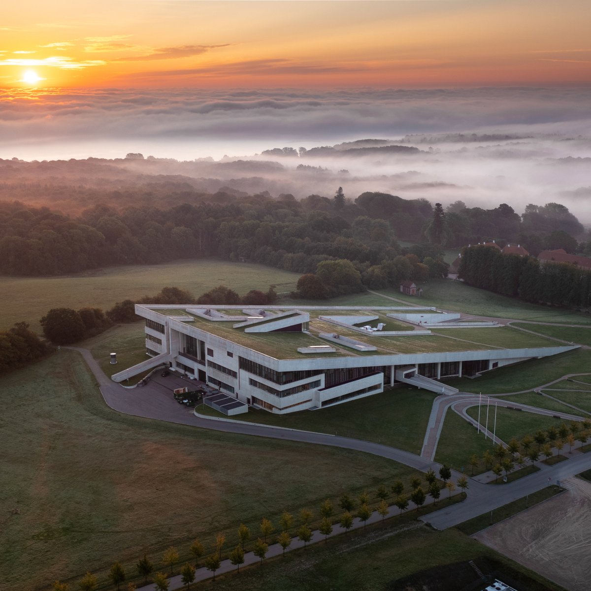 Moesgaard_'s tweet photo. MOESGAARD AMONG THE BEST IN THE WORLD🌍
@TIME has just published the list World's Greatest Places 2023. According to the guide, Aarhus and Moesgaard Museum are among the places that you should visit for an extraordinary experience.
▶︎Read more: https://t.co/dz8y7oI7Qe https://t.co/tPIIIsPOBA