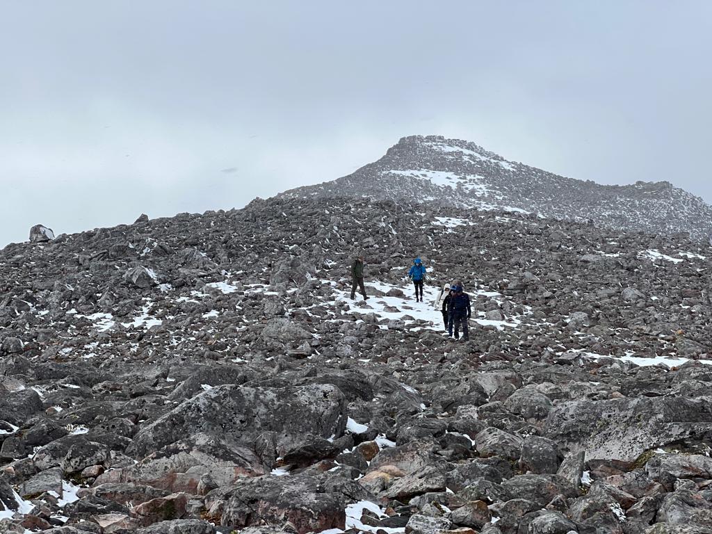 struttsscotland's tweet photo. A team building day out on #Schiehallion.  Placed between #LochTay, #LochRannoch and #LochTummel #Perthshire and with an elevation of 1,083 metres (3,553 ft) it was a challenge - the elements were a minor distraction.  #TeamWork #Perth #Breathe  https://t.co/jtFI8WAIl0 https://t.co/sbF41t0YTd