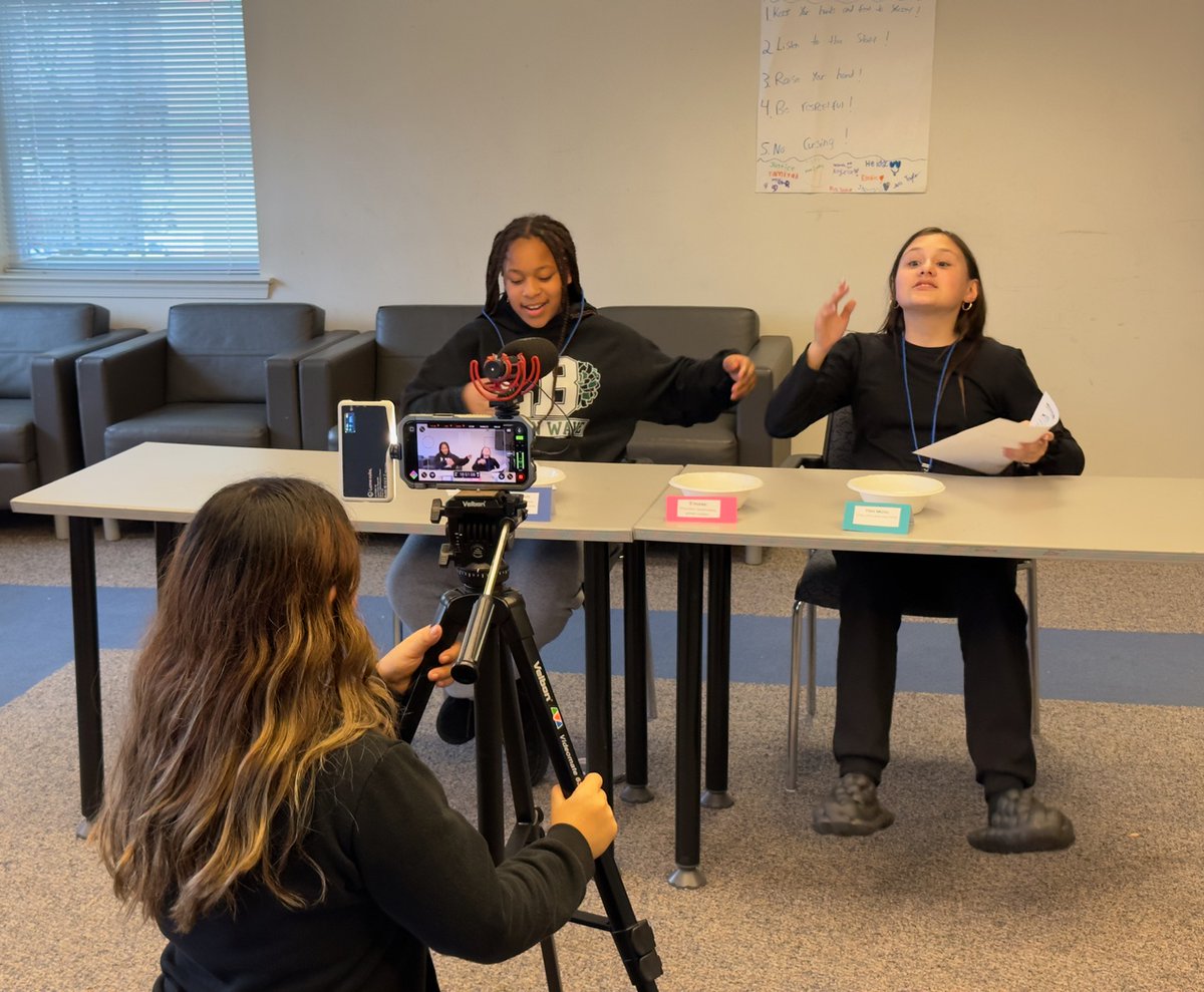 BGCMonmouth's tweet image. Our Long Branch members are practicing their on-camera performances in our video production class, Y-Media! #STEAM #technology #funwithapurpose #youthdevelopment #longbranch #greatfuturesstarthere