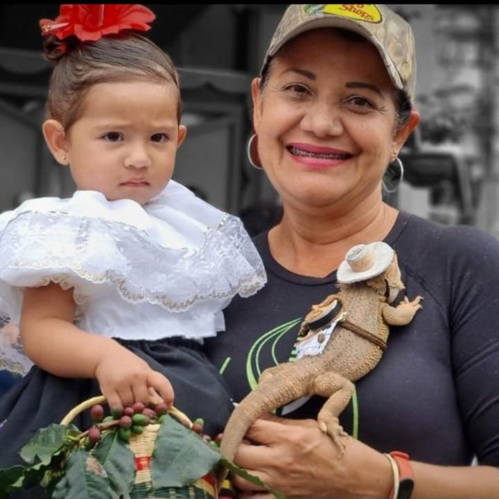 El_Propio___'s tweet image. Sección de imágenes del desfile de mascotas realizado en las fiestas aniversarias de #CaicedoniaValle en sus 112 años.
📸 #ElPropioRecomienda