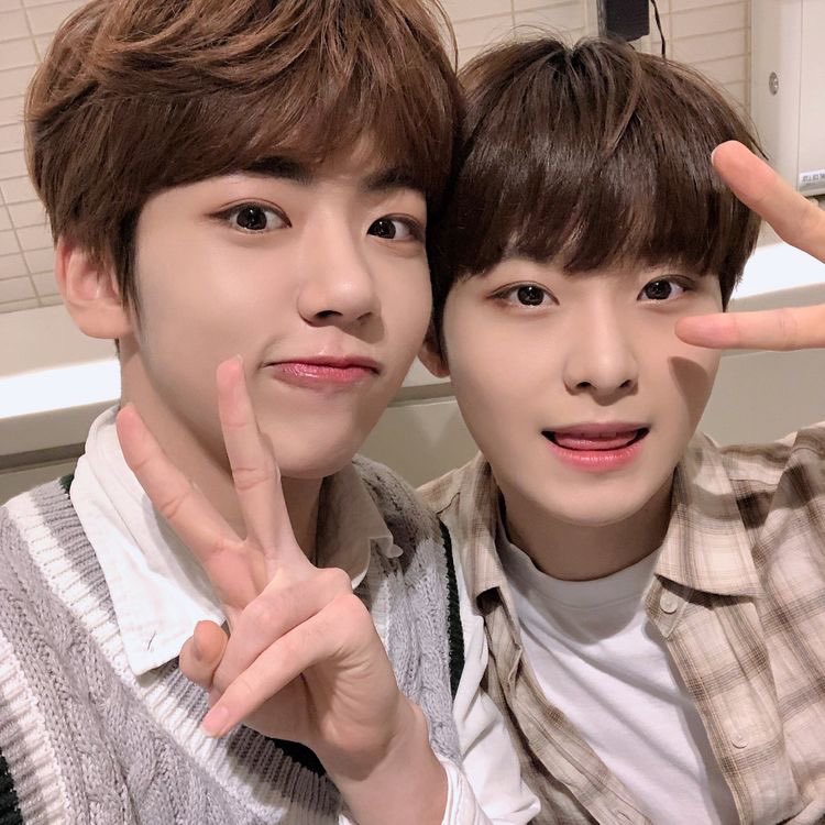 beoys520's tweet photo. 오성민 차웅기
둘 다 레벨테스트 시그널송테스트 싹 다 통편집 당함
리액션만 남고 춤추고 노래하는 거 다 잘림
지금 둘 다 44위 34위라 안정권 밖인데다가
내일 오전 10시에 투표 마감ㅋㅋㅋㅋ
근데 오늘에서야 사람들이 알게 돼서... 마음이 안 좋음 https://t.co/c1LvBh3dp3