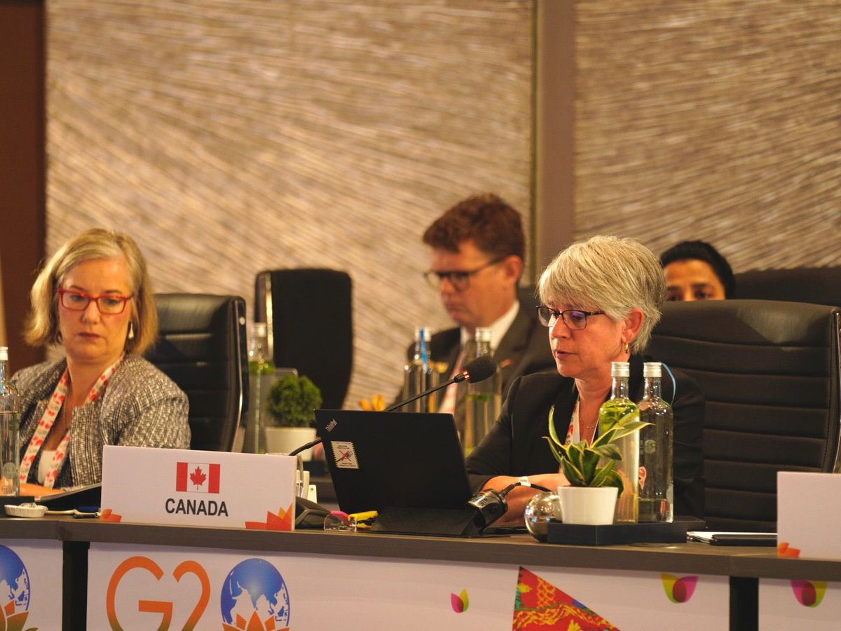 university18's tweet photo. #G20India: Facilitating lifelong learning in a fast-paced digital world!

Discussions in Session 2 revolved around ongoing expansion of knowledge &amp; skill sets with continuous learning, enabling capacity development in line with changing demands of workplaces. https://t.co/9K9fB70C8f