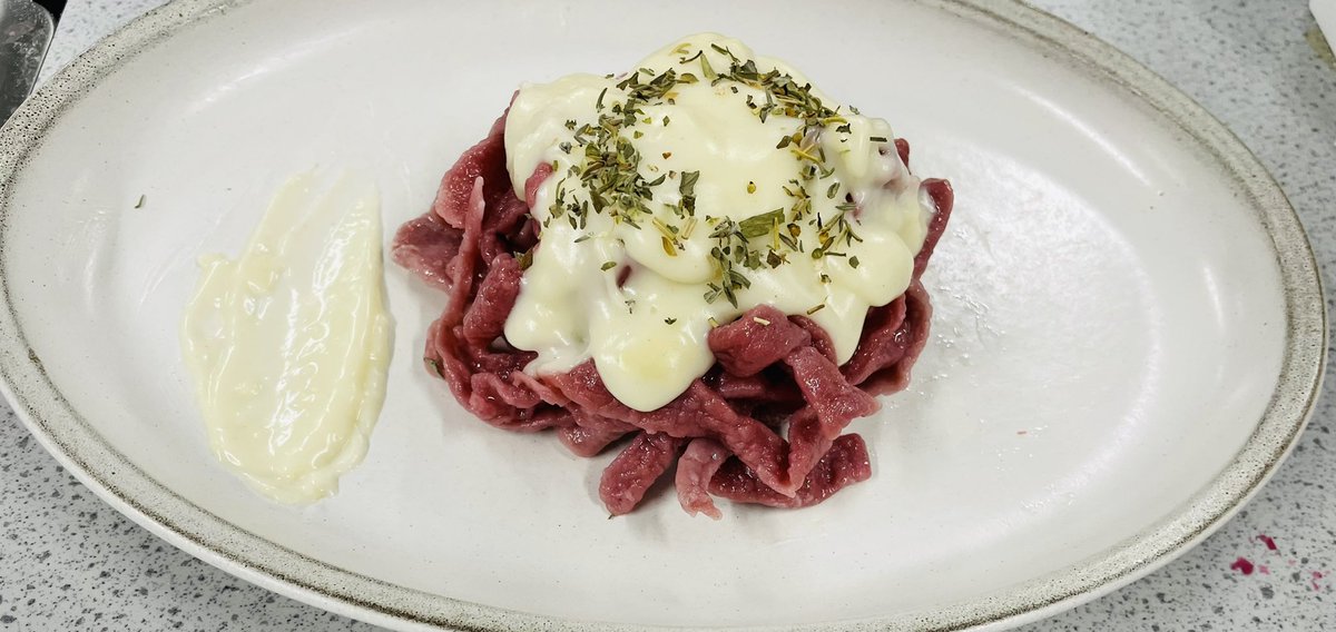 MrsK@HethersettFood tweet media