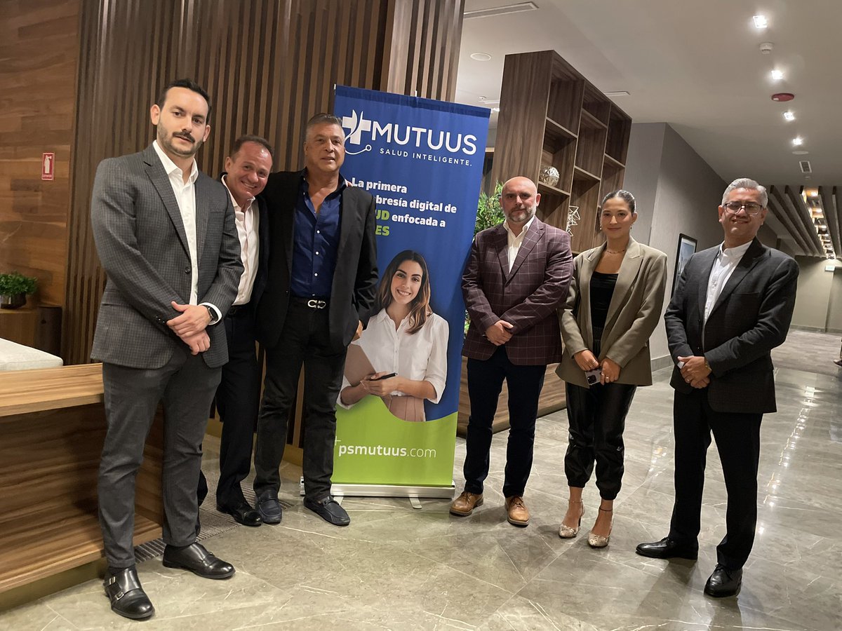 Lanzamiento de <a href="/Mutuus/">Rent Dont Buy</a> en Monterrey.