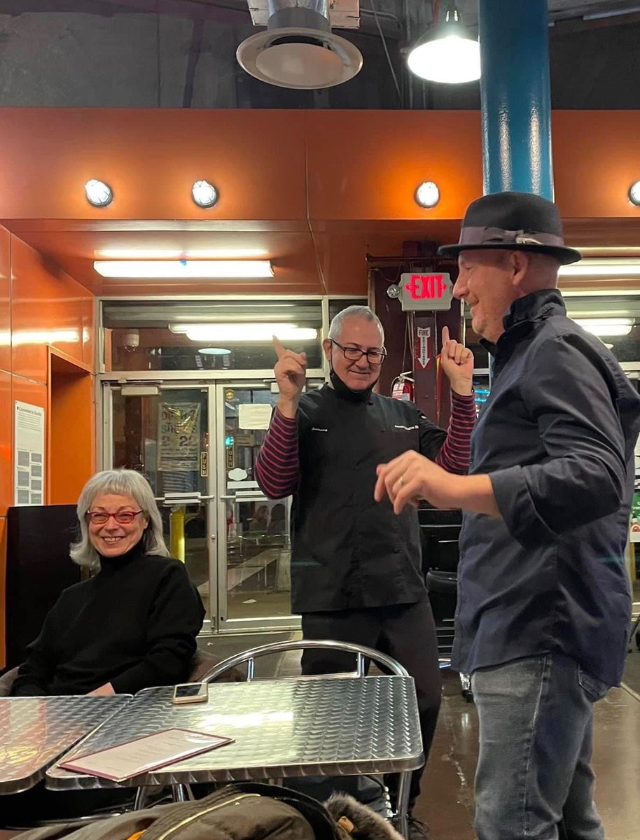 Tonight, hosted by Art Lives Here, <a href="/ConnieLeeCurate/">Connie Lee</a> and Amuse Bouche Bistro. Artists, Arts Professionals, Art Lovers welcome.