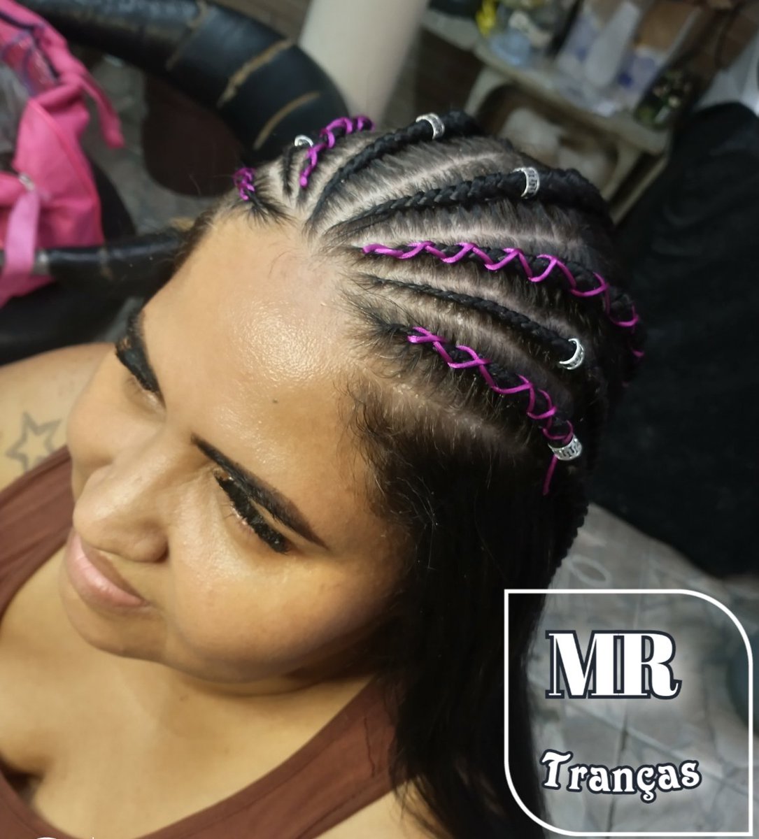 MaayRodrigues98's tweet image. ' Tô apaixonada nessa trança..🥰💜

#trancinhas #trança