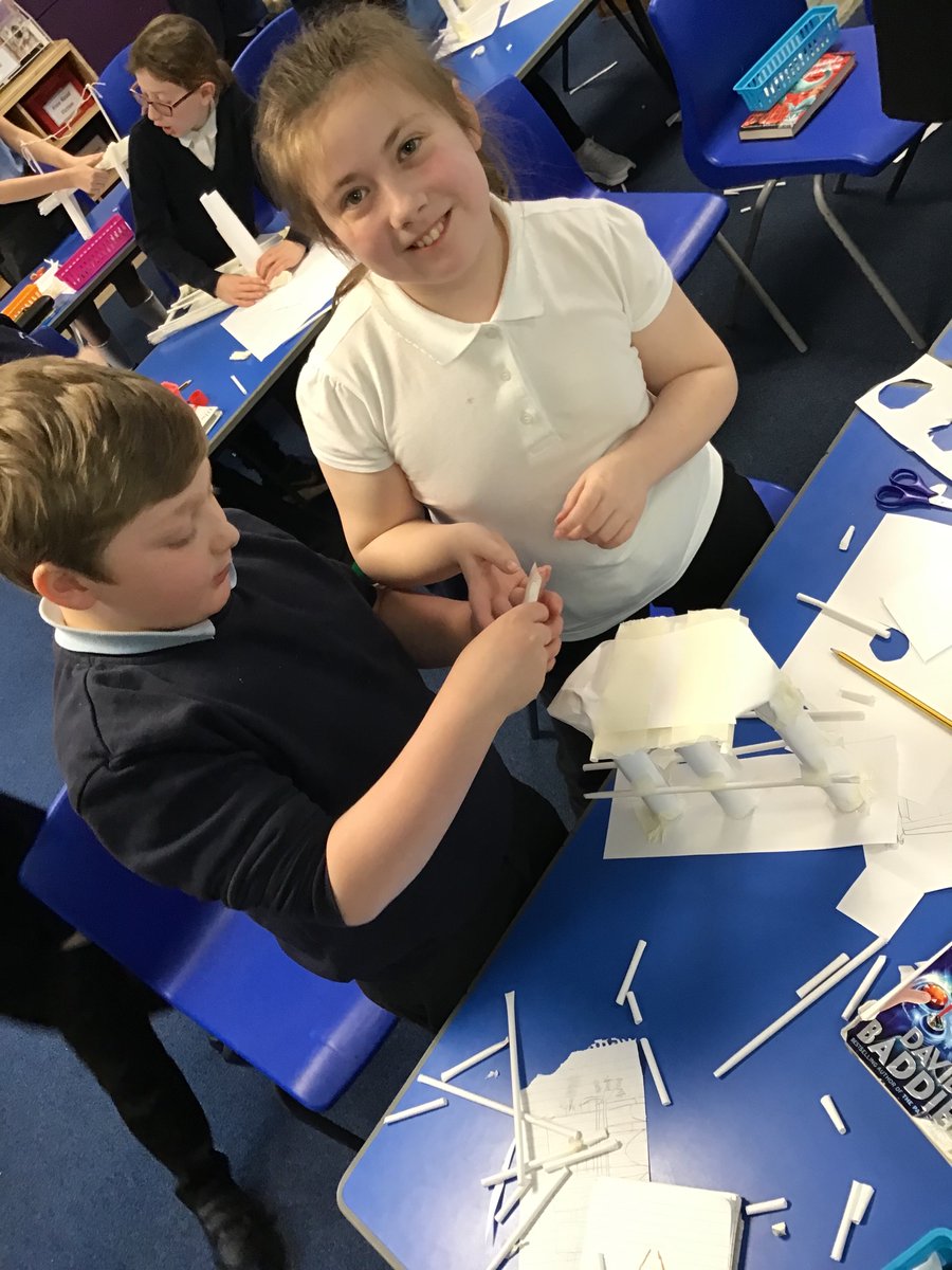 WildBankY5's tweet photo. Year 5 have enjoyed making bridges this week for #ScienceWeek. 

We are looking forward to naming them later and seeing which one can hold the most weight. 

#lastbridgestanding! https://t.co/da6CgY3uZ8