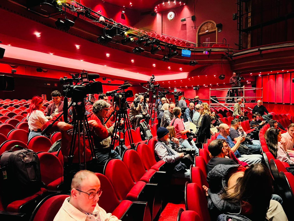 StagePrensa tweet media