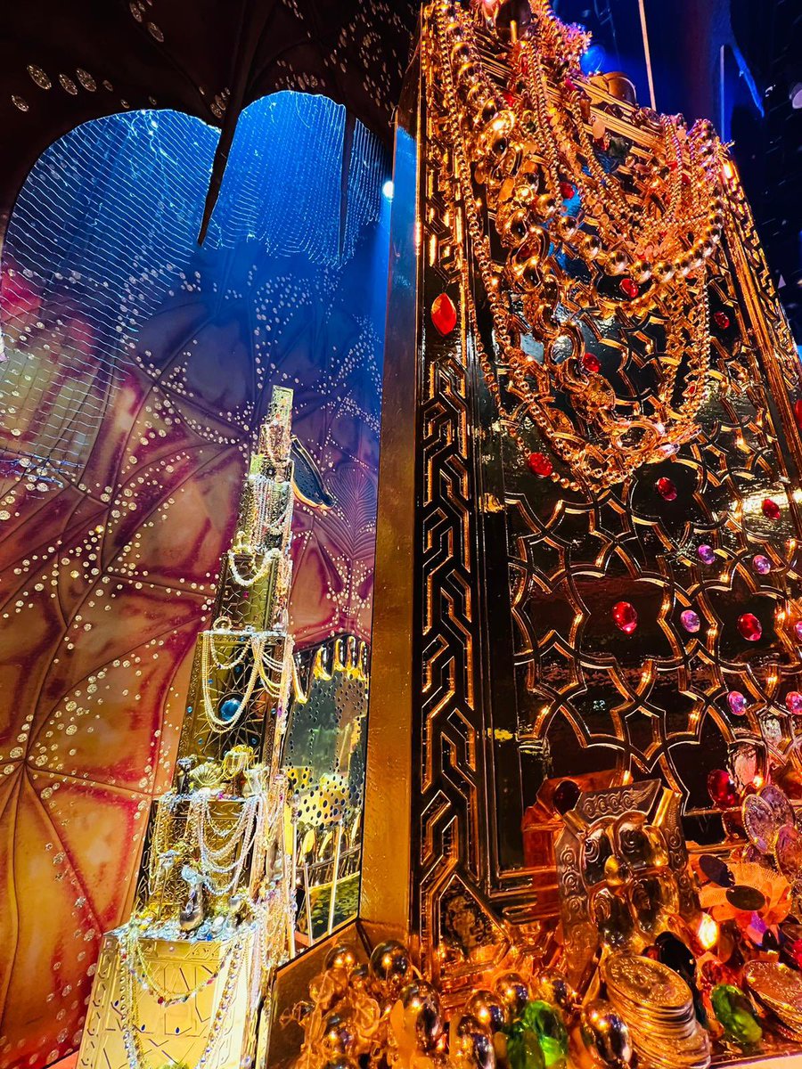 Pase gráfico de <a href="/AladdinStage/">Aladdin El Musical</a> 
¡Gracias a todos! 💥🧞‍♂️