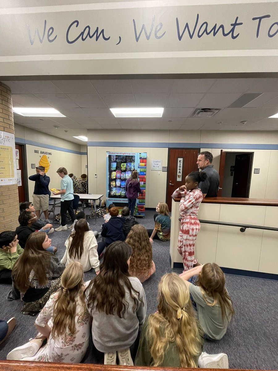 5th graders celebrating positive behavior with a trip to the book vending machine! #vcestrongertogether <a href="/ValleyCreekMISD/">Valley Creek Elem</a> <a href="/eboneedk/">Dr. Ebonee D. King</a> <a href="/LMS_Lowry/">Beth Lowry</a>