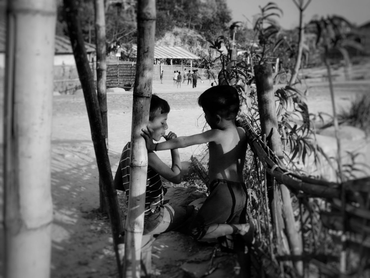 mdimranpho's tweet photo. An #imtimate #friendly #moment #rohingyakids #inbangladesh🇧🇩 #rohingyarefugeecamp #rohingyacrisis #rohingyarefugees #refugeecrisis #GrowingTogether #photovoice #photography4humanity #photooftheday #Oscars
Photo: @mdimranpho https://t.co/sSiSJ0nVrw