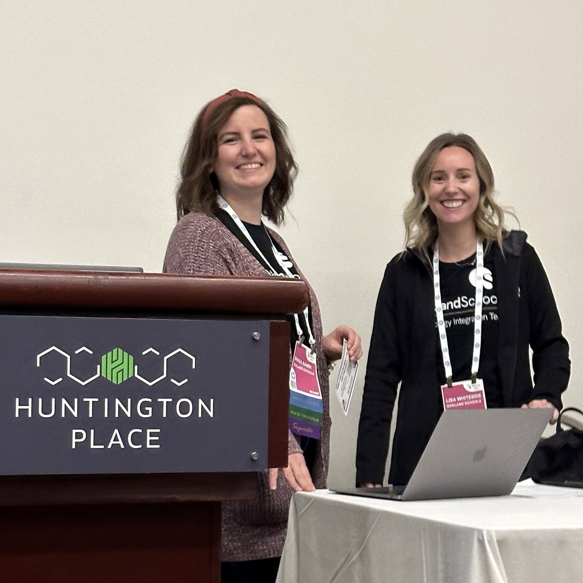 djcooke59's tweet photo. Looking at some spiffy tricks with Google Sheets with Shana Ramin &amp; Lisa Whiteside
@ShanaOSTech
@Lisa7Whiteside
@MACUL
#MACUL23 https://t.co/sSzuVHA9ts