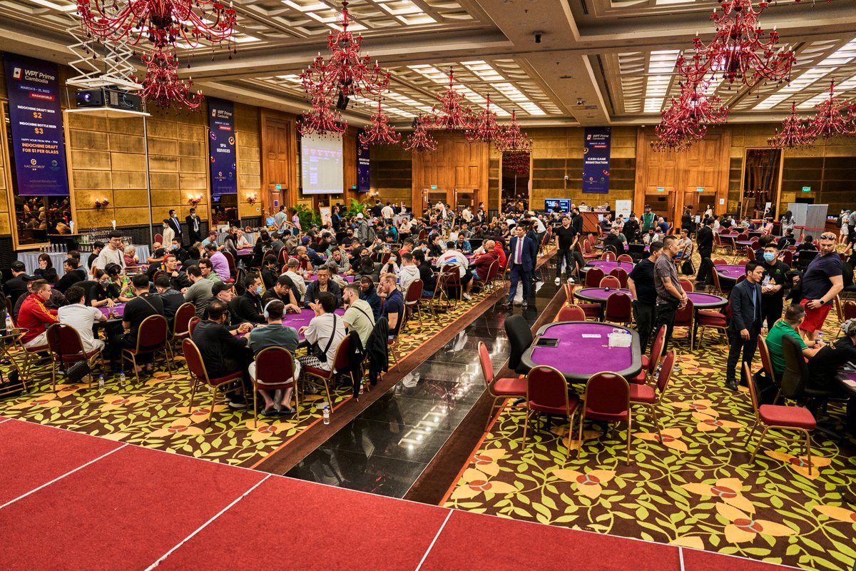 WPT's tweet photo. At the close of registration, the tournament clock shows 218 entries for Day 1A of our #WPTPrimeCambodia Main Event!

There's still two more flights to get in on the action with Day 1B tomorrow at 1pm and Day 1C on Saturday!

Live Updates: https://t.co/6qgXvoi0Hc https://t.co/ZAVlSfUzUX