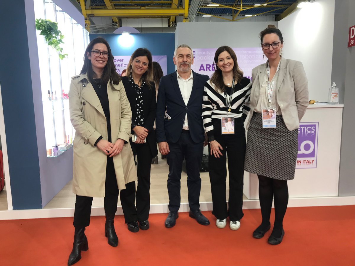cosmetics_GCC's tweet image. 📣Live from #Cosmopack that just started!

Today the meeting between Polo della Cosmesi,  @RCValdeLoire  &amp;amp; @businessfrance 

🤝A great occasion to boost #collaboration and make new #synergies!