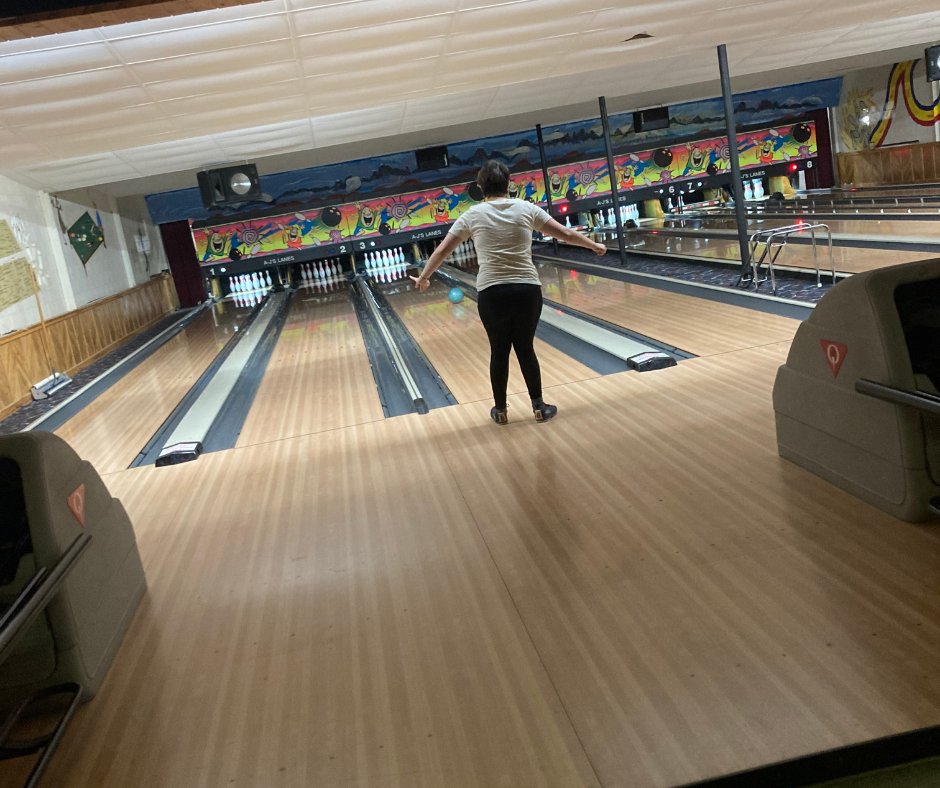 EchoSprings_ID's tweet image. A fun outing to the bowling alley.

#echosprings #echospringstransitionstudycenter  #freshstartforyoungadults #findyourpath #empoweringyoungadults #findyourpath #bestlife #liveyourbestlife #thehelpyouseek #thehelpyouneed