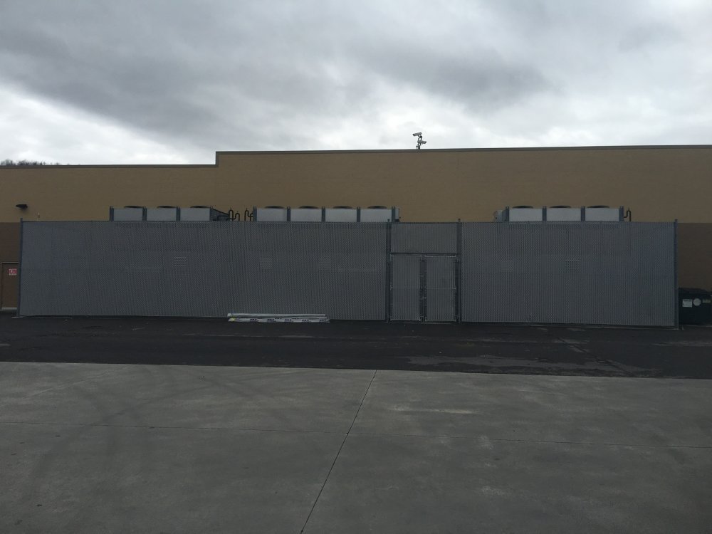CAFencing1's tweet photo. COMMERCIAL FENCING
Our long-lasting commercial fences provide your business property with the durability and security you need.
Professionally installed commercial fence starts here https://t.co/DLnLcPqd4i 
#commercialfence #fenceva #fencingva https://t.co/AbIAEHqwL8