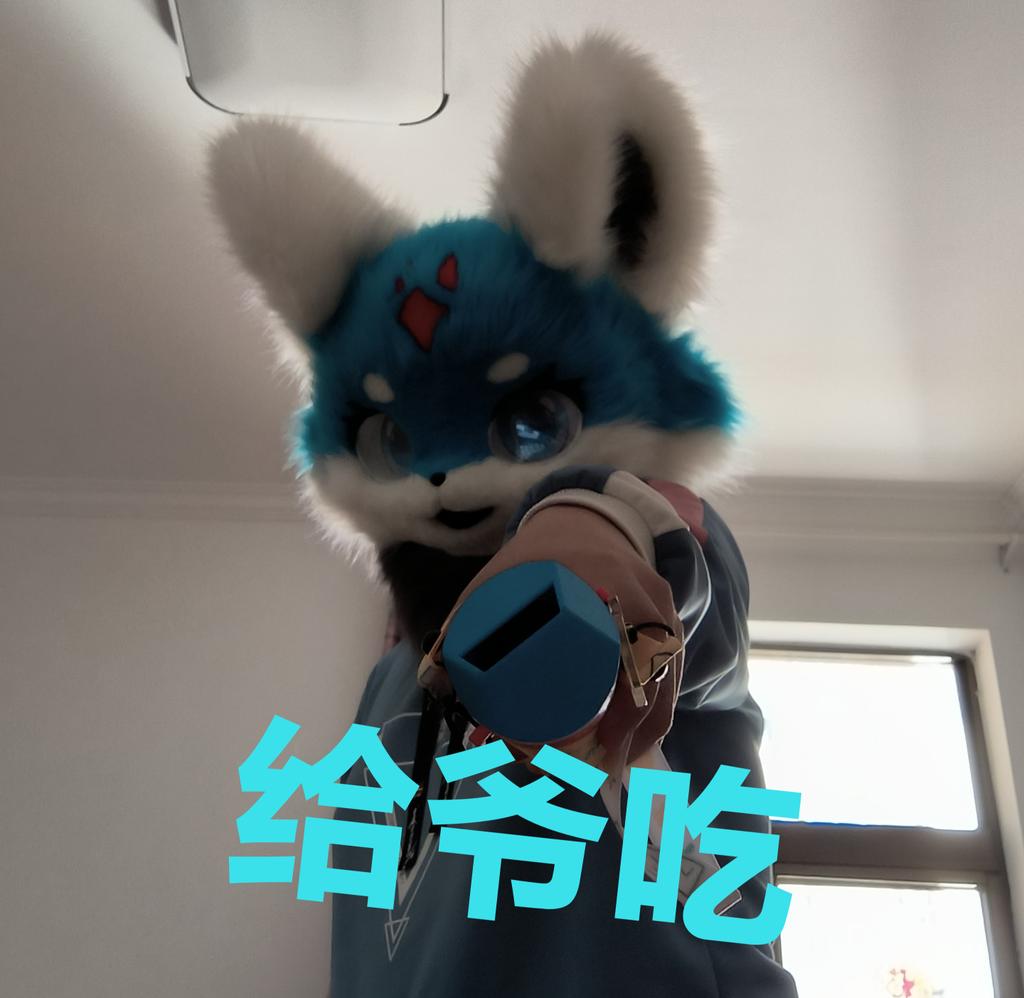 Diamondwolf2020's tweet photo. 是戴蒙的兽装耶！！ https://t.co/8Y0OKXf8vS
