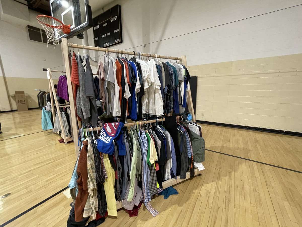 Bright Futures hosted their 3rd annual Great Clothing Give Away for Neosho High School students! 👕

This giveaway is organized like a thrift store where students are welcome to shop for clothes and get them for free!