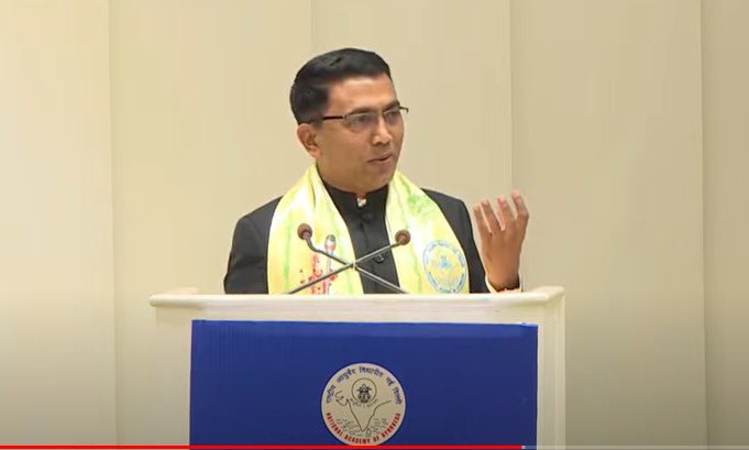 Ministry of Ayush (@moayush) on Twitter photo Union Minister for Ayush Shri <a href="/sarbanandsonwal/">Sarbananda Sonowal</a> today inaugurated the 26th Convocation of Rashtriya Ayurveda Vidyapeeth (RAV) and 28th National Seminar on topic Usage of Trina Dhanya (Millets) in contemporary lifestyle at New Delhi. Union Minister for Ayush Shri <a href="/sarbanandsonwal/">Sarbananda Sonowal</a> today inaugurated the 26th Convocation of Rashtriya Ayurveda Vidyapeeth (RAV) and 28th National Seminar on topic Usage of Trina Dhanya (Millets) in contemporary lifestyle at New Delhi.
