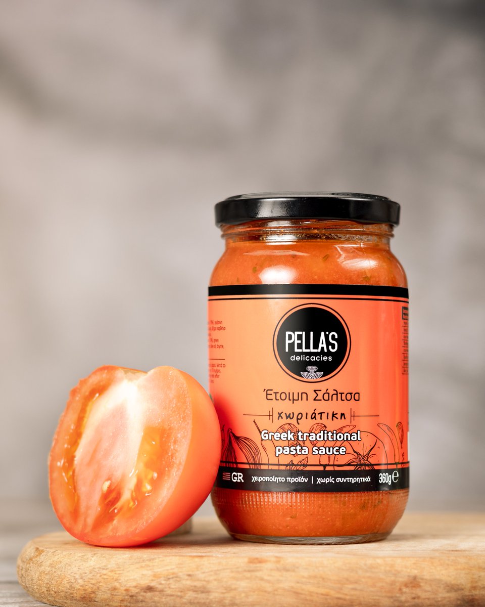 grecoroots's tweet photo. READY-TO-USE... made with #Greek tomatoes!🍅
#Handmade tomato sauces, in 5 different versions, with no preservatives! The 100% natural vegetables give the taste a tomato sauce should have. Traditional recipe, with fresh and pure materials! #grecoroots https://t.co/KiJoXbPbMw