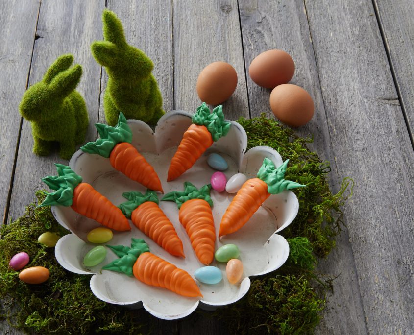 rosemaryfarm's tweet image. Can you believe #Easter2022 is TOMORROW!? Start prepping for the Easter Bunny with these adorable, Carrot Cookies:
rosemaryfarm.com/index.php/east…