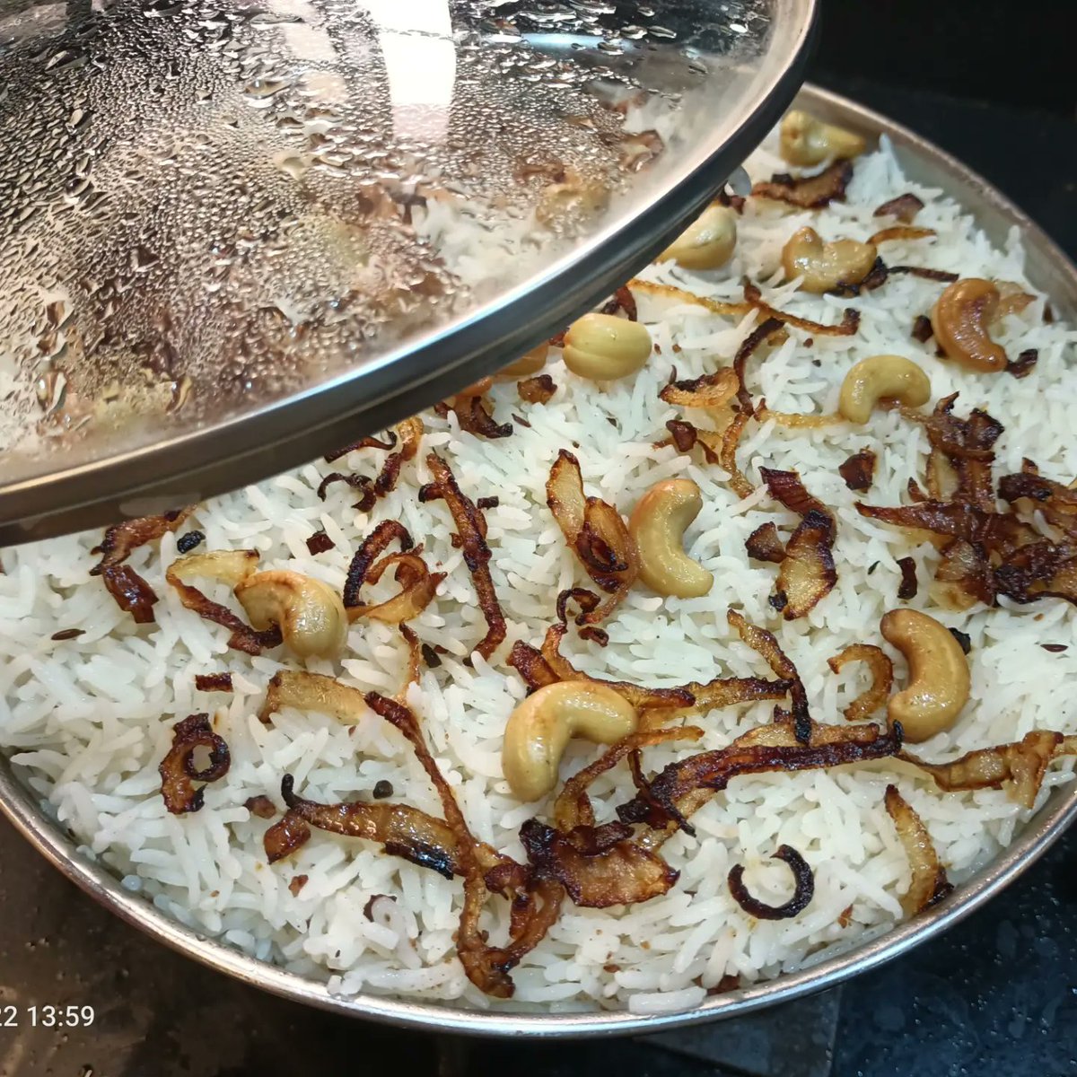 aftab_fatma's tweet photo. https://t.co/tjWExx9Xwx
Friday special |Chicken Tandoori with Cashew Pulao Recipe in uploaded on my YouTube channel COOK MASTER TASKIN 👍😍

#newrecipe #fridayspeciallunch #cookmastertaskin #easyandtasty😋 #chickentandoori #kajupulao #dahisalad #Foodie #followmeguys😘🙏✌️ https://t.co/p2sUTn35vP