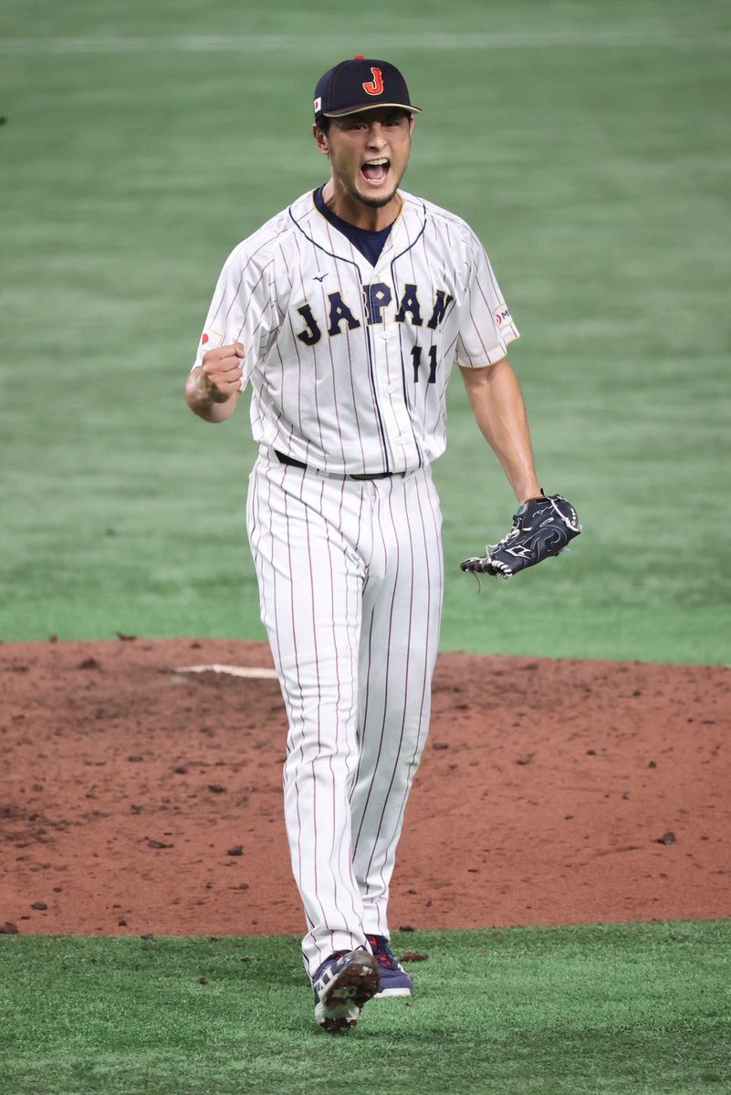 ryoka0715's tweet photo. 侍JAPAN準々決勝突破！！⚾️
ナイスゲーム👊

#侍JAPAN #WBC #WBC2023
#WorldBaseballClasic #最高です
#岡本様神様仏様　#オオタニサン
#ダルビッシュ　#村神様 https://t.co/TWg6ZzPfpN