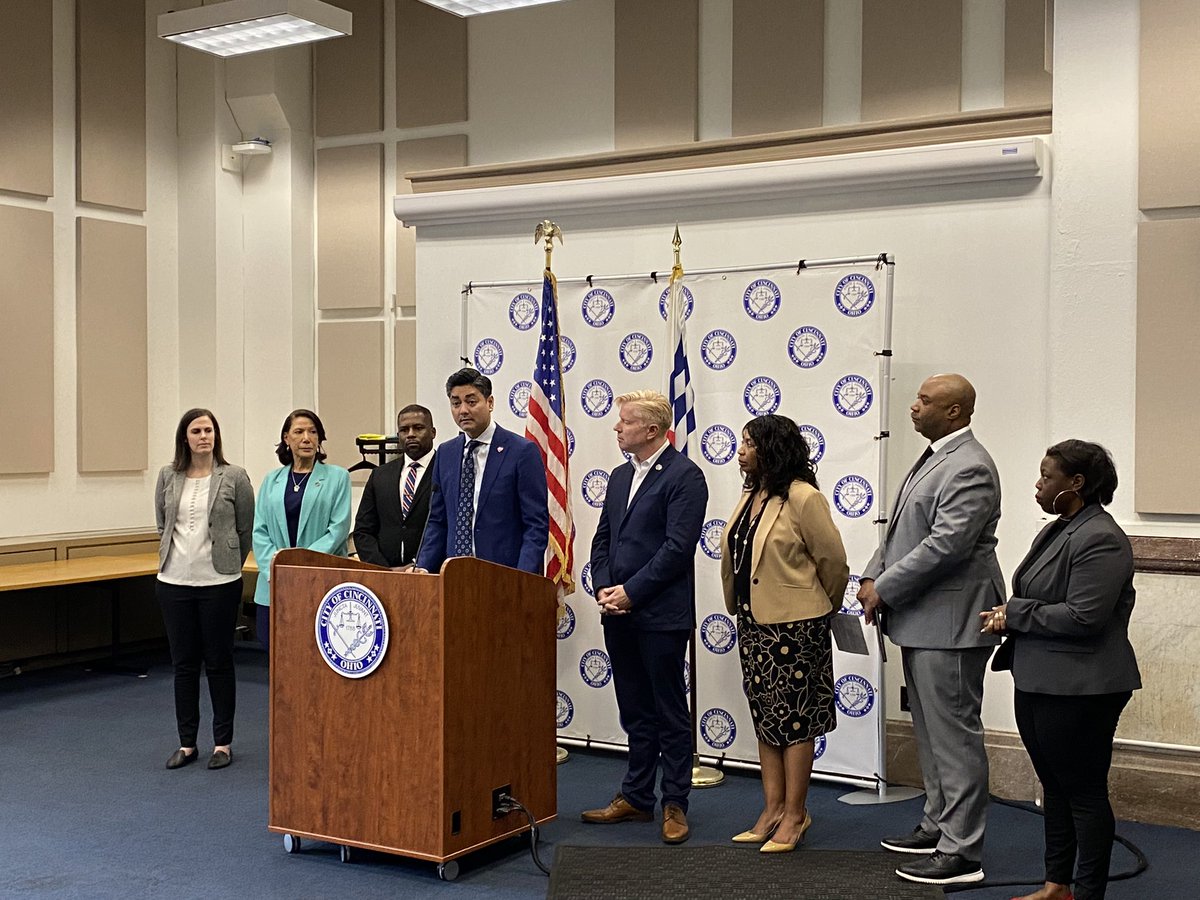 AftabPureval's tweet photo. Today, I joined @ccc_jeffreys, @CMReggieHarris, @KearneyForCincy, and community leaders to announce our proposed legislation to legalize Accessory Dwelling Units in Cincinnati. https://t.co/ykvmHrsMvU