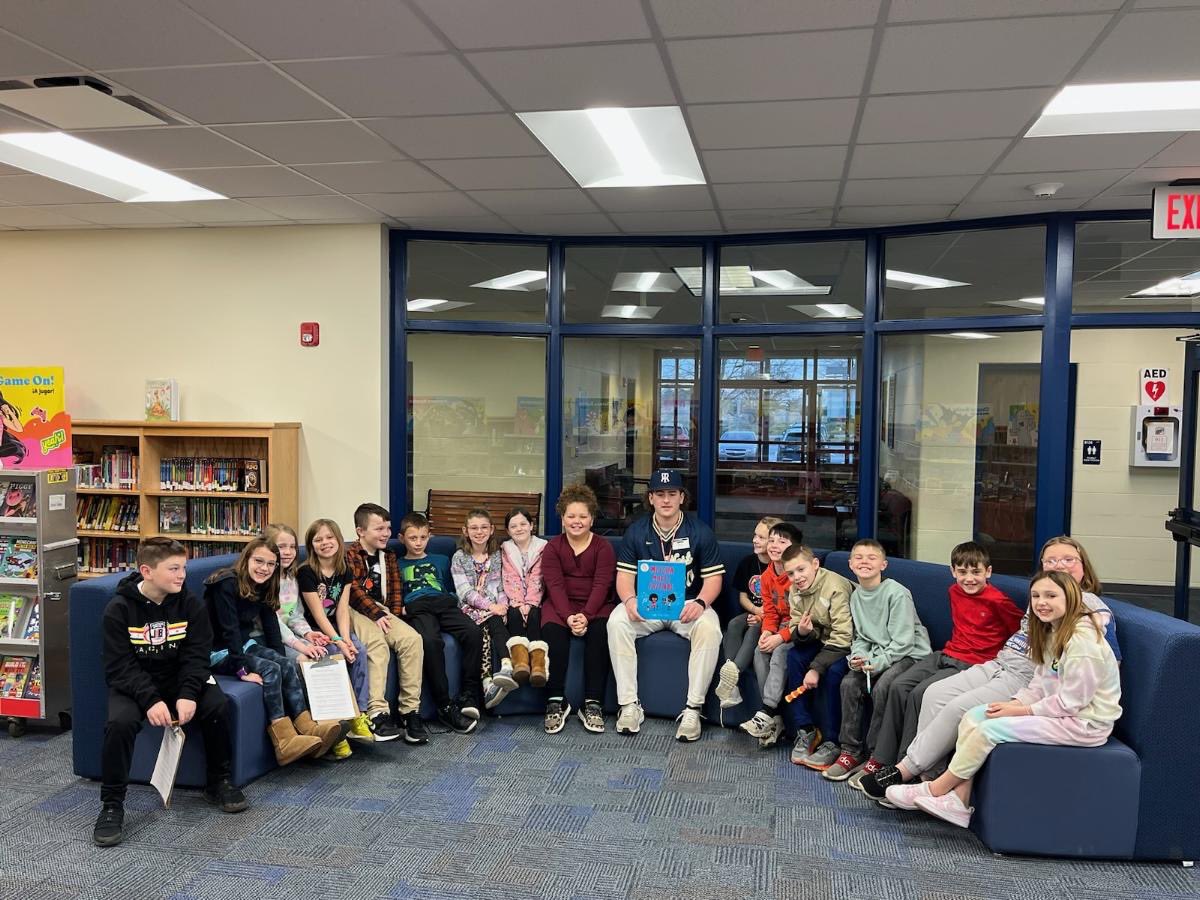 TriWestBaseball's tweet photo. Proud of these guys!  Up early to read and connect to our elementary kids!  Go Bruins!! @triwestsports @TWestMSBaseball @TriWestLL @BoosterTriWest @TW_Principal @ScottFrye37 @nwhsc1 @HomePlateBAI https://t.co/uP8cplBC5T