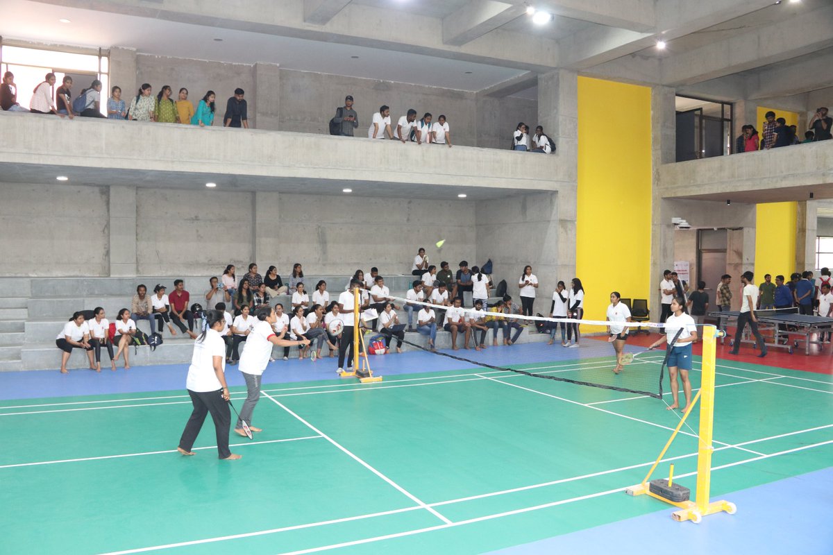 NFSU_Official's tweet photo. Dr. J. M. Vyas, Vice-Chancellor, NFSU inaugurated the "Sports Arena" at National Forensic Sciences University-Gandhinagar on the occasion of Sports Week's first day on 16 Mar.'23. Sh. C.D. Jadeja, Exe. Registrar &amp; Prof. (Dr) Purvi Pokhariyal, Campus Director of NFSU were present. https://t.co/fE65ve4imo