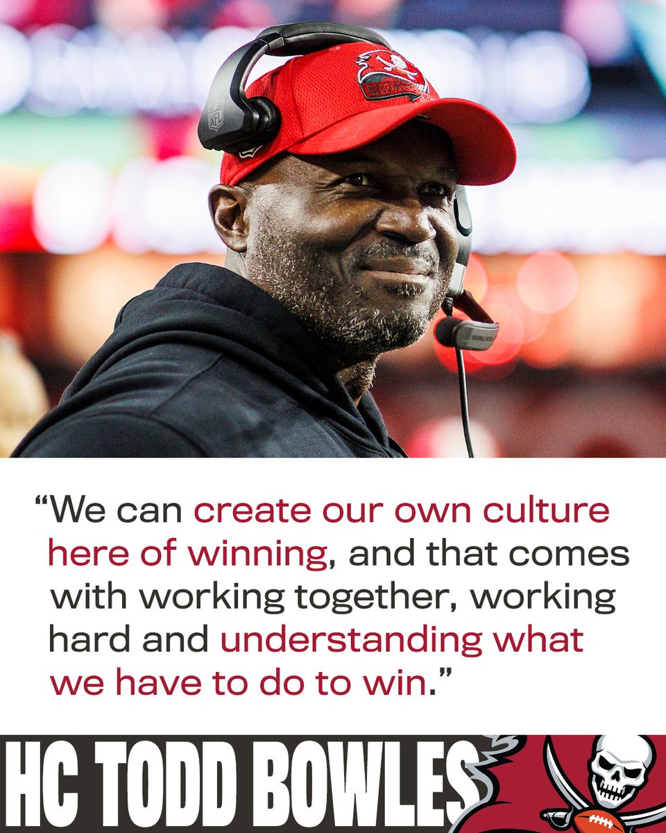 Buccaneers's tweet photo. 💪 #GoBucs https://t.co/K1hGOfrRLm