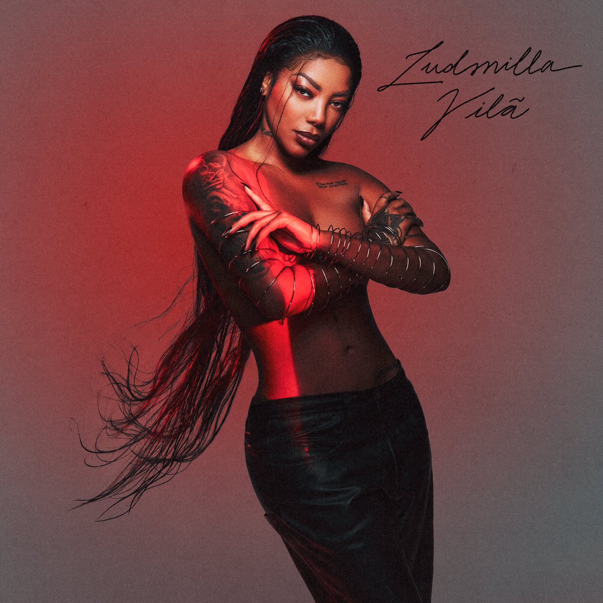 ludmilladaiIy's tweet photo. Todas a vezes que a ludmilla foi taxada como "VILÃ" a Thread 
: https://t.co/fBALRn7Una