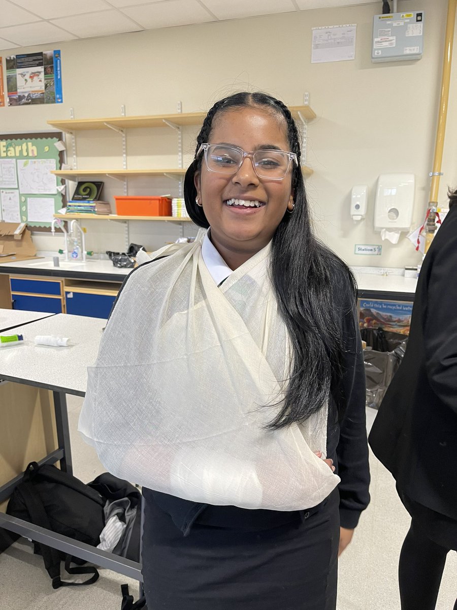 missandersonbio's tweet photo. โ๏ธ First Aid Club โ๏ธ
After our launch last week, First Aid club had their first opportunity to practise different types of bandages, and they done so good! Anyone would be lucky to have these guys around in their time of need ๐ฉน๐ค
@stbenedictsren #FirstAid #FirstAidClub https://t.co/LOO16aOOIs