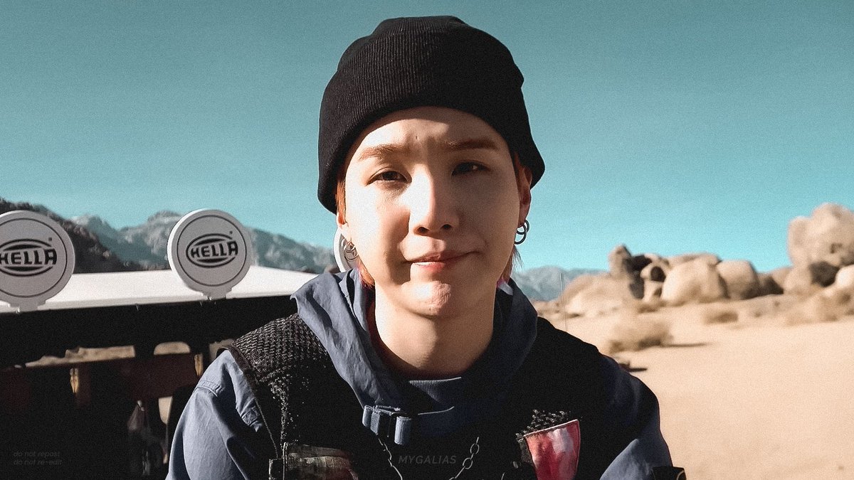 mygalias's tweet photo. min yoongi, the source of my happiness ♡ https://t.co/krKnxkBH7W